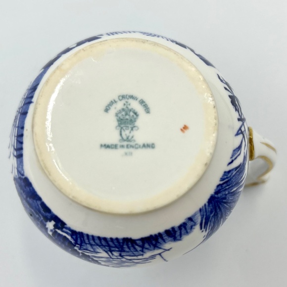 Blue & White Royal Crown Derby XII Mikado Mini Creamer - Repair - Picture 5 of 14